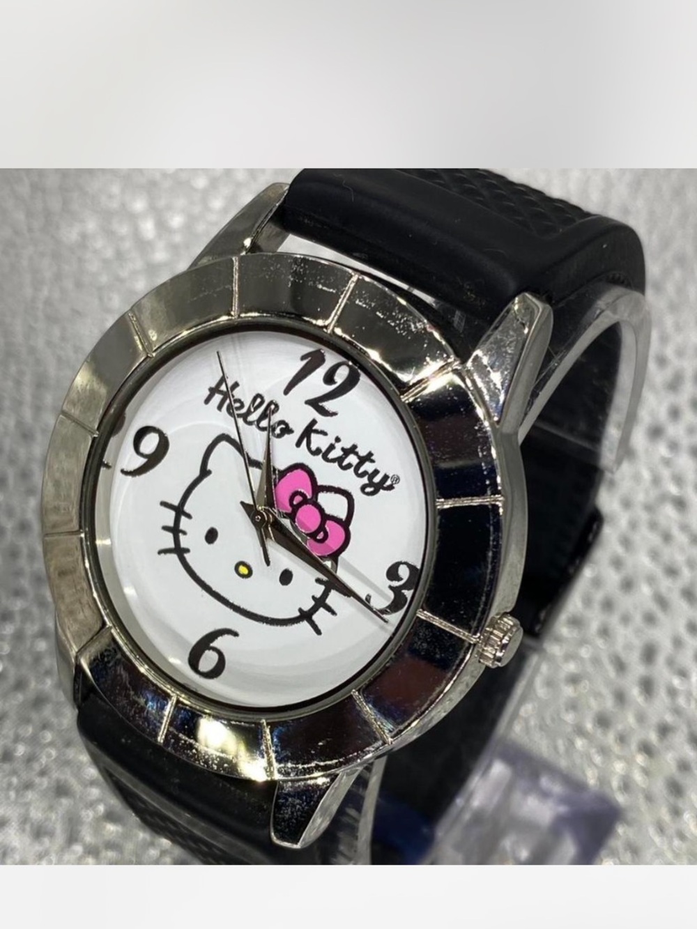 *** Sanrio ^^^ Hello Kitty” Silver Watch / Midnight Black Band *** Kawaii ***